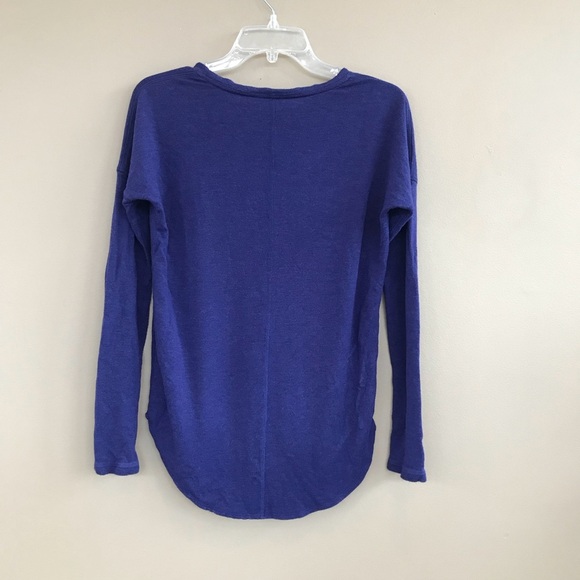 • Athleta • Ahimsa Long Sleeve Athletic Top XXS - Picture 5 of 5